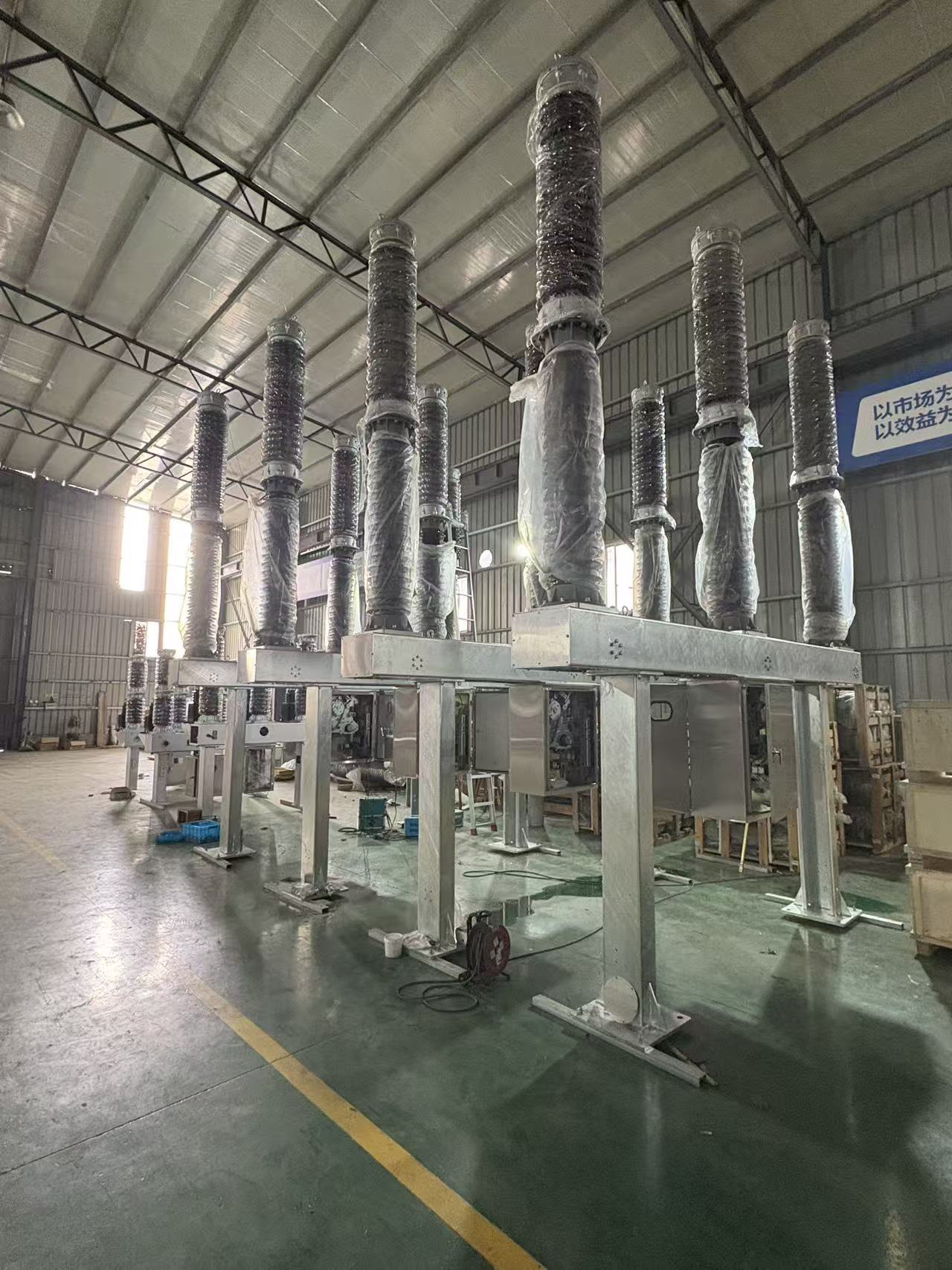SF₆ gas circuit breaker factory