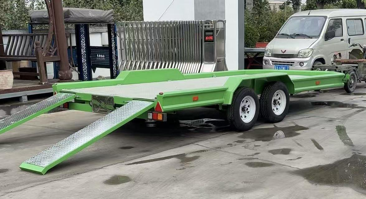 OEM Model 207 dual-axle flatbed trailer in China
