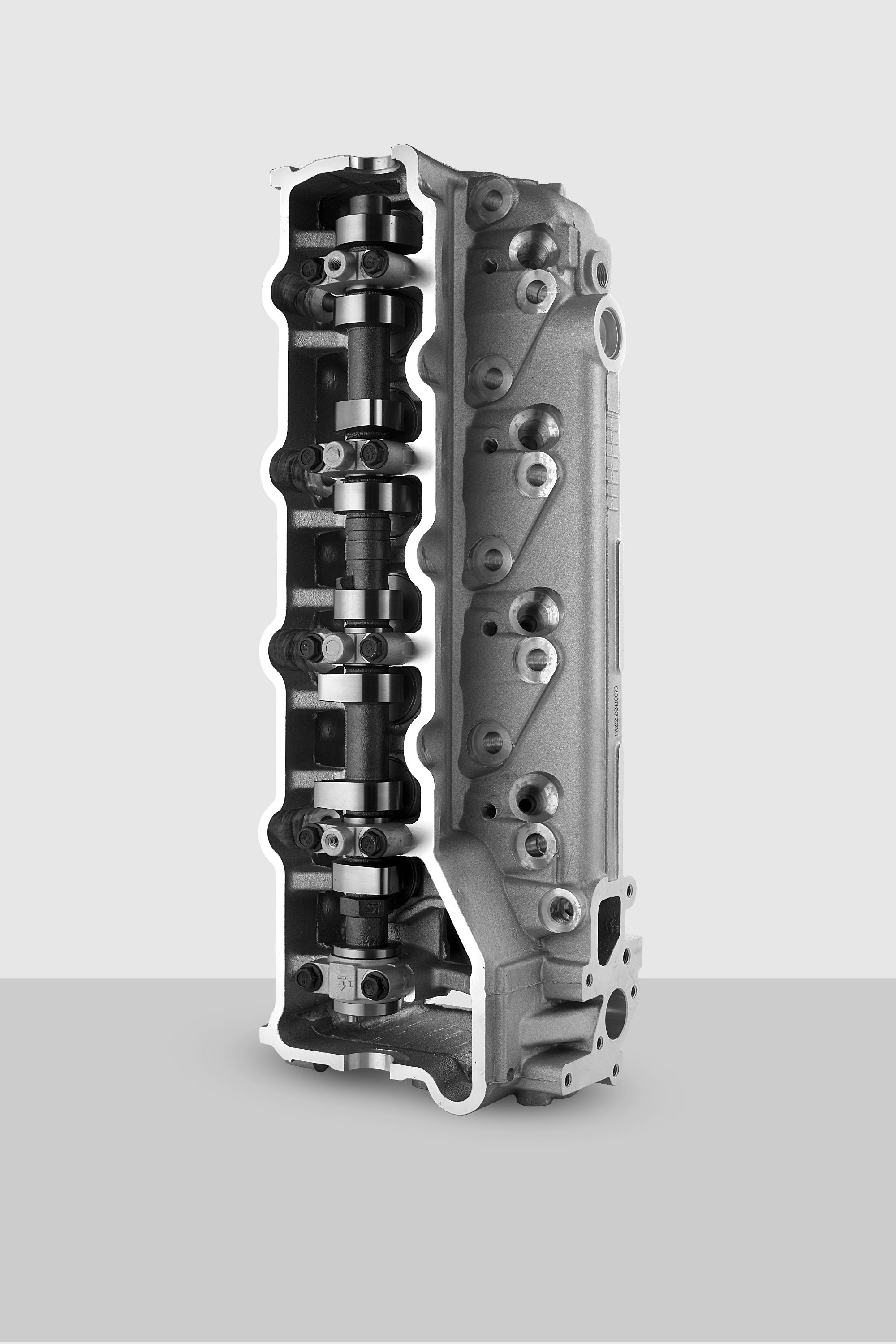 assembly cylinder head maker