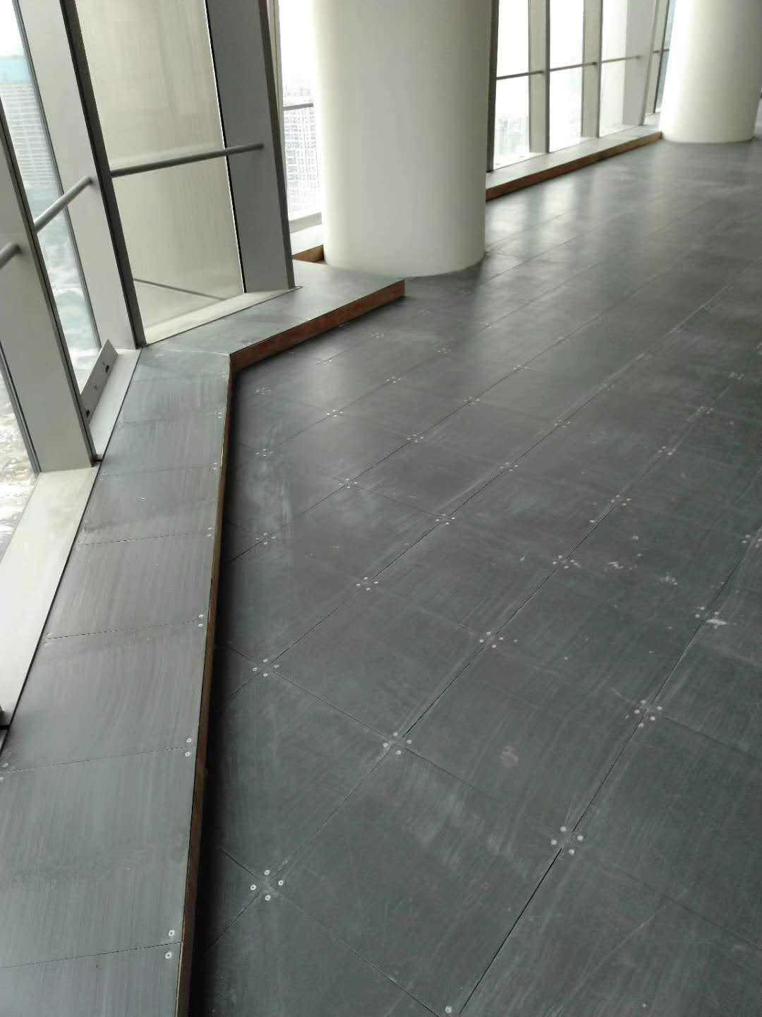 top 10 Raised floor