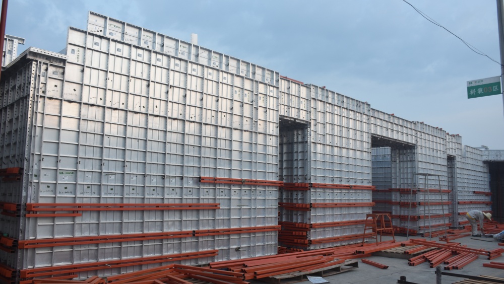 top aluminium formwork
