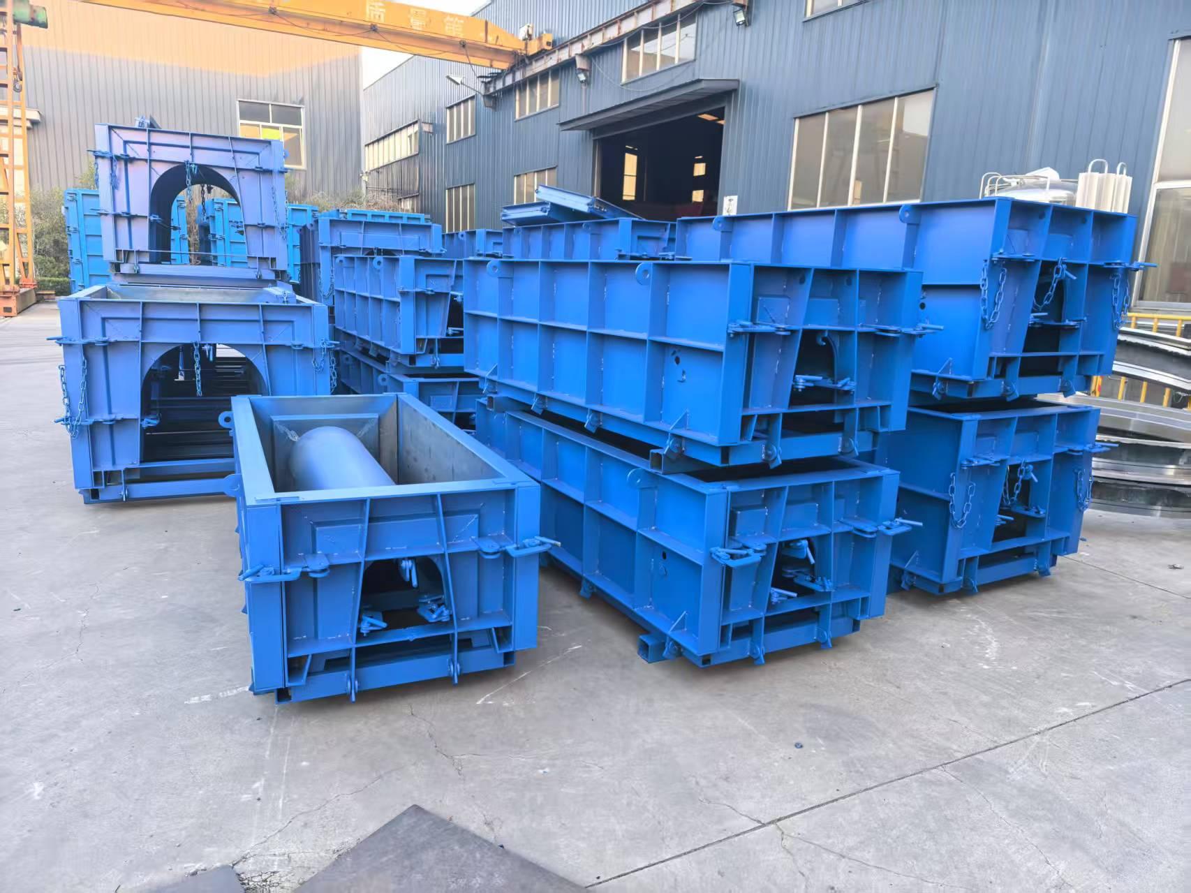 Custom Concrete U-shaped water channel equipment Manufacturer
