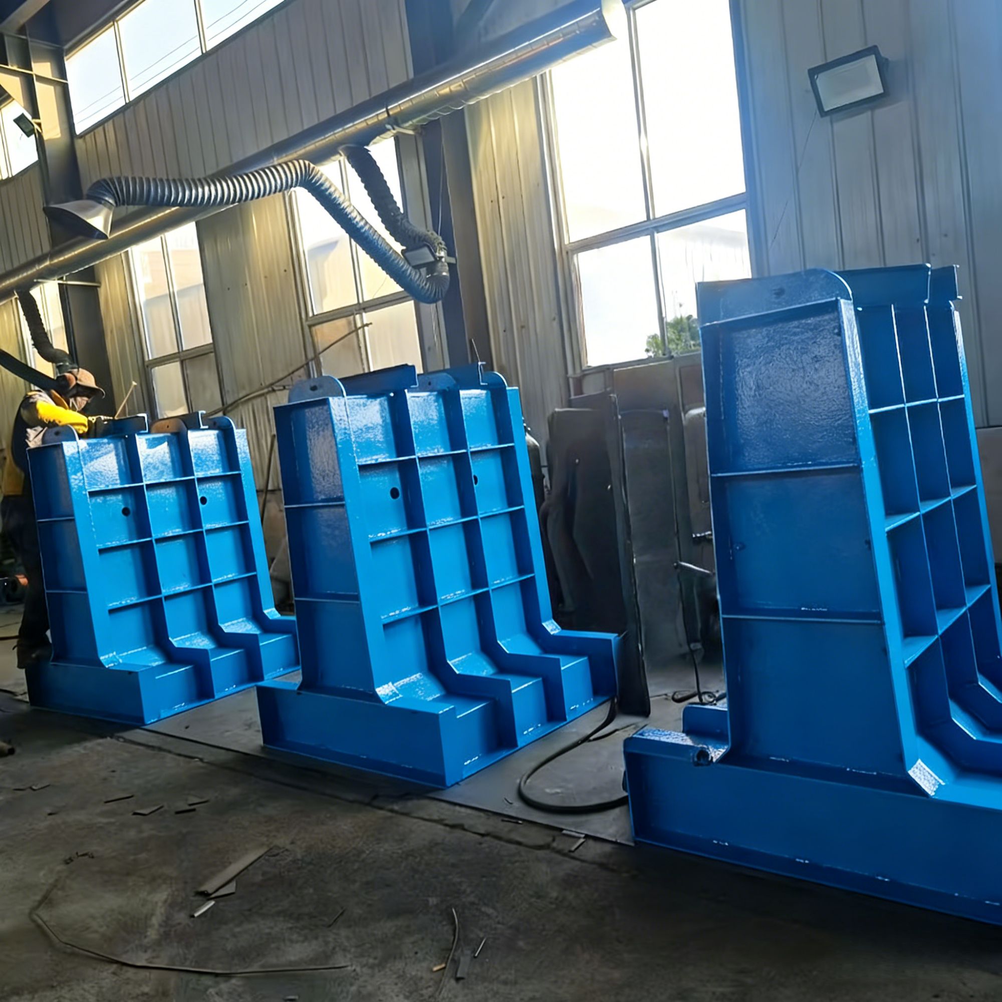 Custom Precast L-shaped wall mold Manufacturer