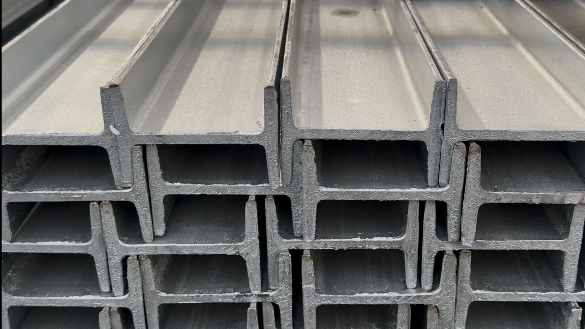 best Hot-dip galvanized I-beam factory